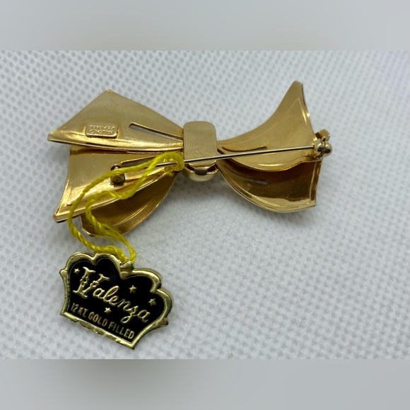Vintage NOS Signed Valenza Brushed Gold Bow Shape Brooch Pin, 1/20 12k GF - Picture 6 of 7